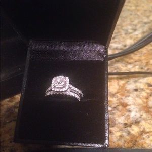 14kt White Gold Wedding Set